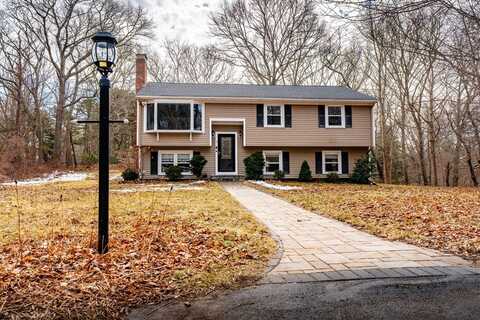 2 Wilson Lane, Plymouth, MA 02360