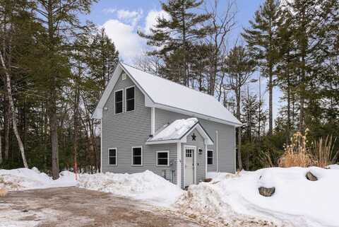 28 Harvard Street, Sebago, ME 04029