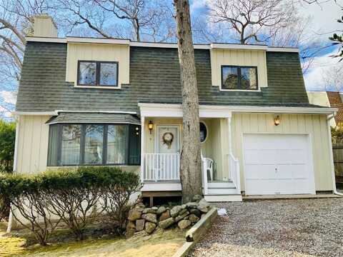 5 Oak Lane, Wading River, NY 11792