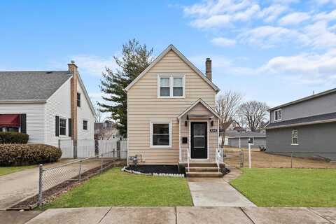 9315 S TRUMBULL Avenue, Evergreen Park, IL 60805