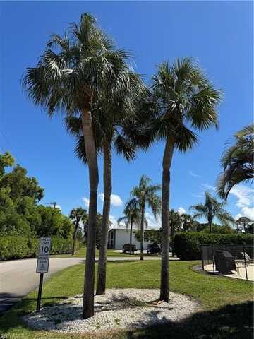 1101 Rosemary, NAPLES, FL 34103