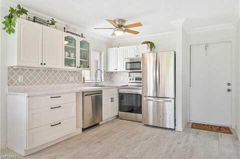 8141 Country, FORT MYERS, FL 33919