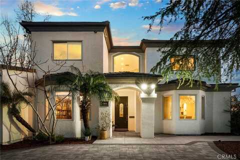 17846 Palora Street, Encino, CA 91316