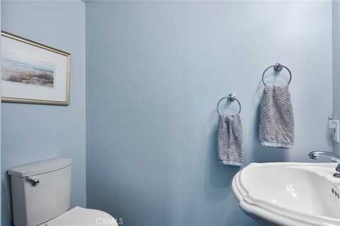 17846 Palora Street, Encino, CA 91316