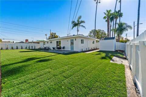 208 Amherst Place, Costa Mesa, CA 92626