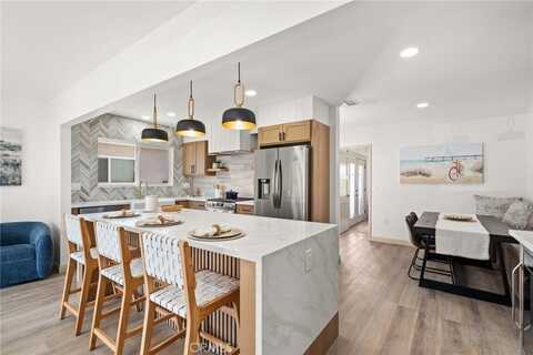 3858 Ladoga Avenue, Long Beach, CA 90808