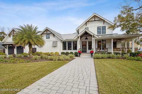 230 S 3RD Street, Fernandina Beach, FL 32034