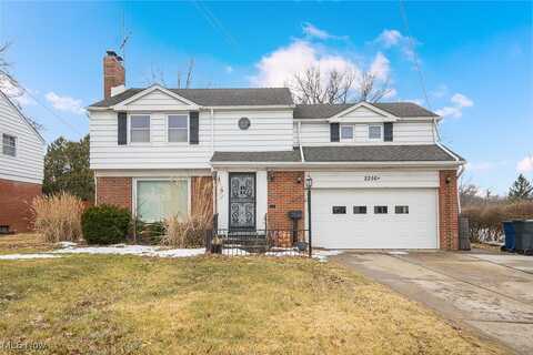 2256 N Taylor Road, Cleveland Heights, OH 44112