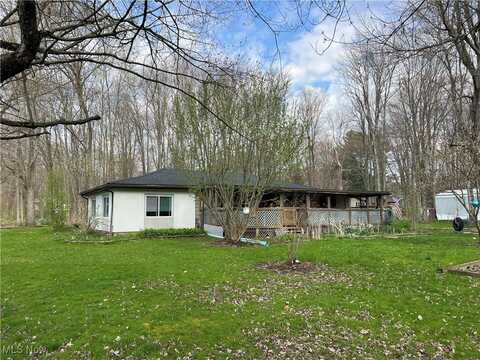5123 4th Avenue, Andover, OH 44003
