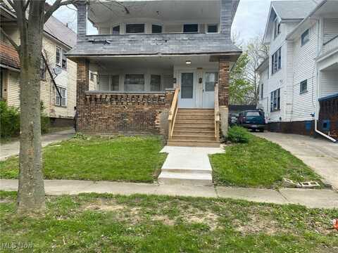 9501 Parkview Avenue, Cleveland, OH 44104