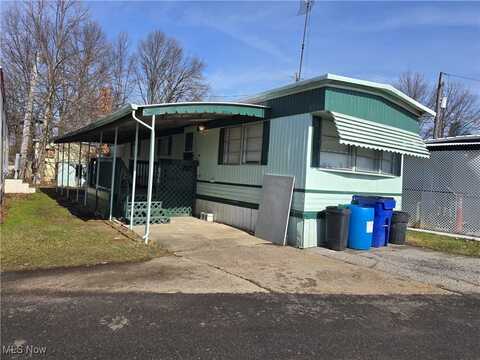 8376 Russell Lane, Cleveland, OH 44144