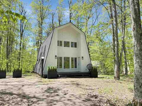 406 Sun Valley, Harbor Springs, MI 49740