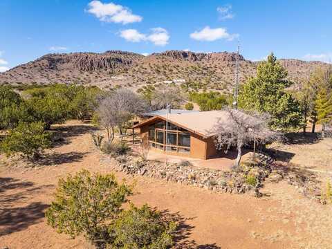 4 Ranger Rd, Alpine, TX 79830