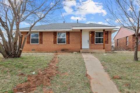 700 Santa Fe Street, Clinton, OK 73601