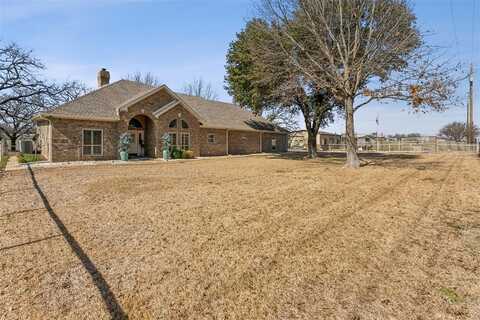 573 N FM 730, Decatur, TX 76234