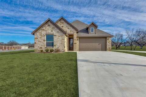 648 Half Moon Way, Runaway Bay, TX 76426