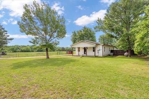 711 Farm Road 1510, Brookston, TX 75421