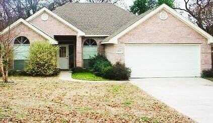 3701 Winding Way, Granbury, TX 76049