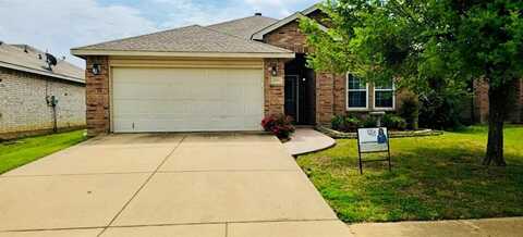 10561 Flagstaff Run, Fort Worth, TX 76140