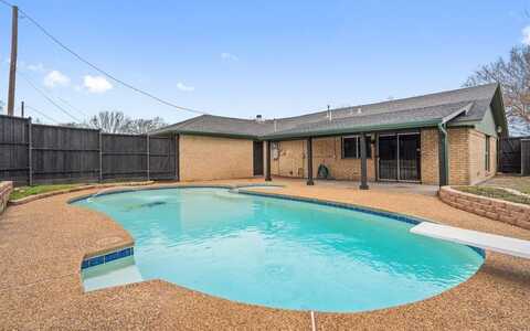 508 Danny Drive, DeSoto, TX 75115
