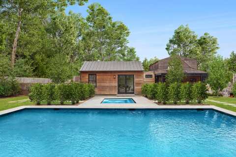 80 Knoll Road, Southampton, NY 11968