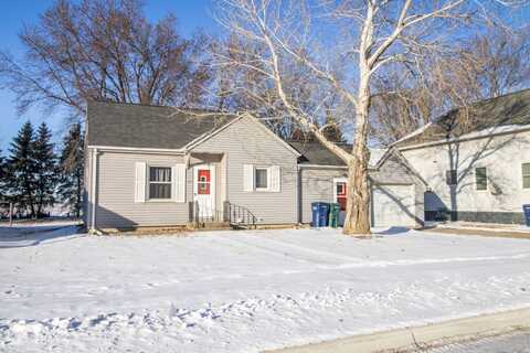 813 Prairie St., Boyden, IA 51234