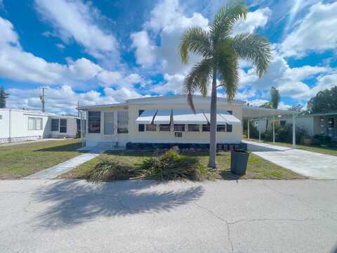 124 Amsterdam st, North Fort Myers, FL 33903