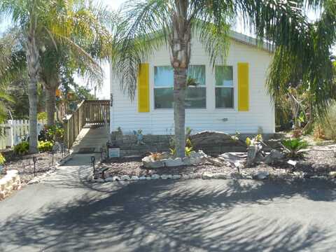 504 S Greenway Drive, Port Orange, FL 32127