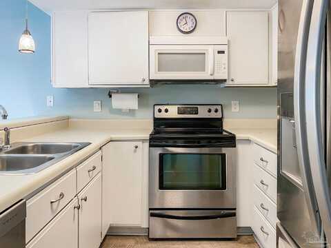 5280 Kennsington Pl, Pensacola, FL 32507