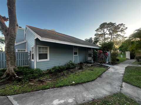 2009 Champions Way, North Lauderdale, FL 33068