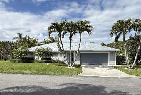 8565 SE Gulfstream Place, Hobe Sound, FL 33455