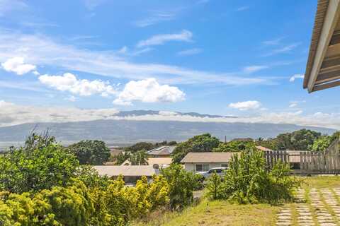 546 Niau St, Kahului, HI 96732