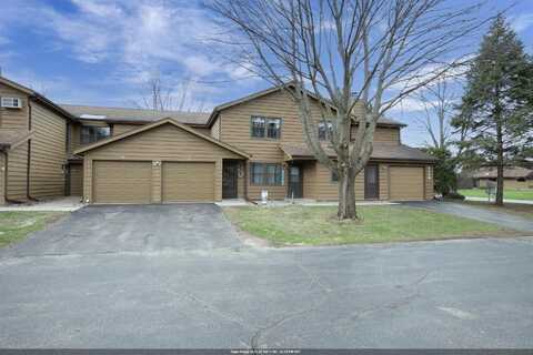 1110 DANIEL Court, NEENAH, WI 54956