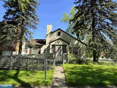 1001 N 13th St, Virginia, MN 55792