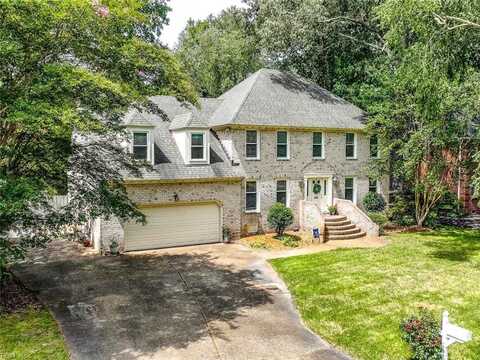 616 Hollygate Lane, Chesapeake, VA 23322