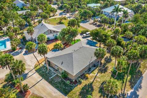 1220 Junonia St, Sanibel, FL 33957