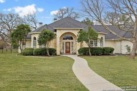 107 Kitty Kat Ln, Boerne, TX 78006