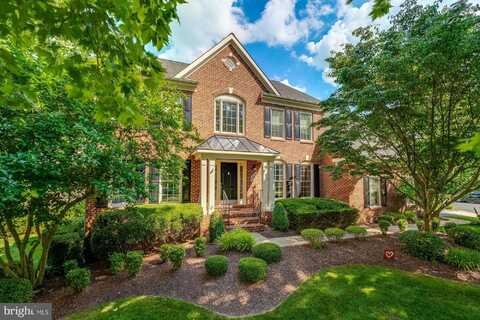 1608 LUPINE DEN COURT, VIENNA, VA 22182