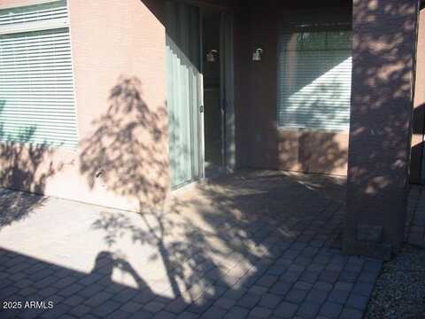 1302 S SOHO Lane, Chandler, AZ 85286