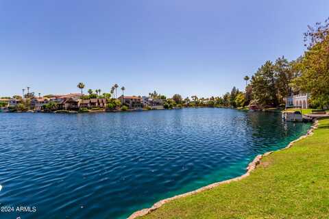 5200 S LAKESHORE Drive, Tempe, AZ 85283