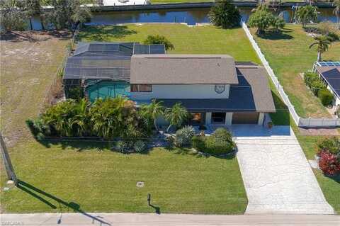 27080 Holly, BONITA SPRINGS, FL 34135