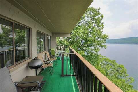 57 Cliffside Drive, South Bristol, NY 14424