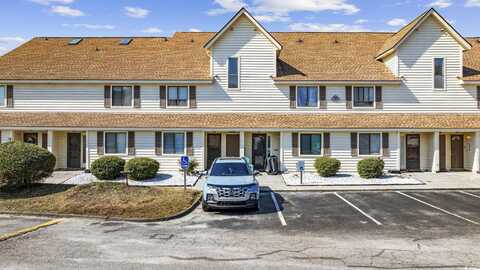 510 Fairwood Lakes Ln., Myrtle Beach, SC 29588