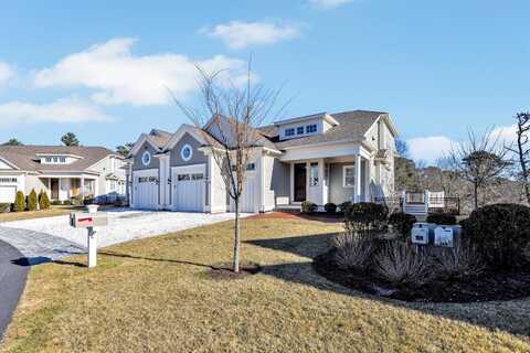 28B Clayton Circle unit: B, Mashpee, MA 02649