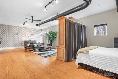 404 N Laurel Avenue unit: 18, Charlotte, NC 28204