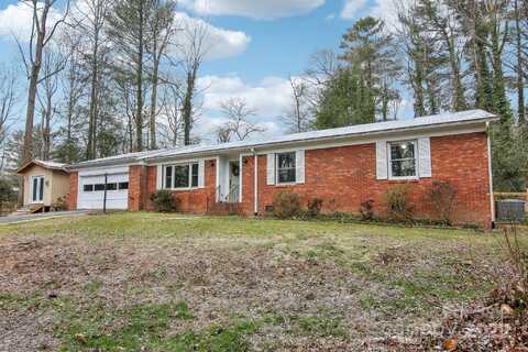 3 Bansha Drive, Hendersonville, NC 28791