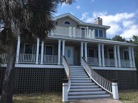 3024 Middle Street, Sullivans Island, SC 29482