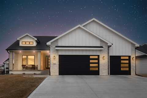 5021 148th Circle, Urbandale, IA 50323