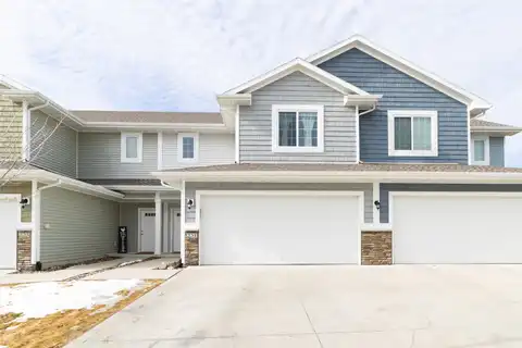 231 Pin Oak Court, Norwalk, IA 50211