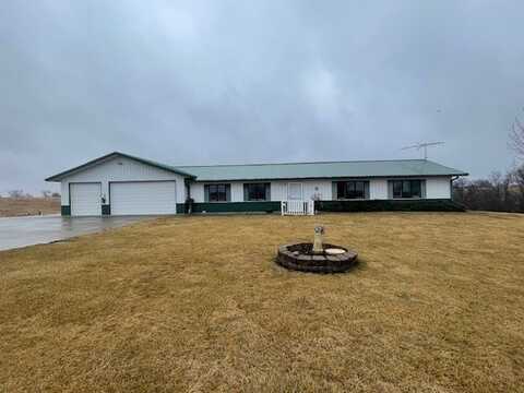 2370 520th Avenue, Melrose, IA 52569